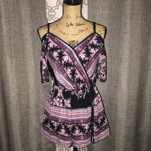 Xhilaration Pants - 💜NWT Cold Shoulder Romper💜